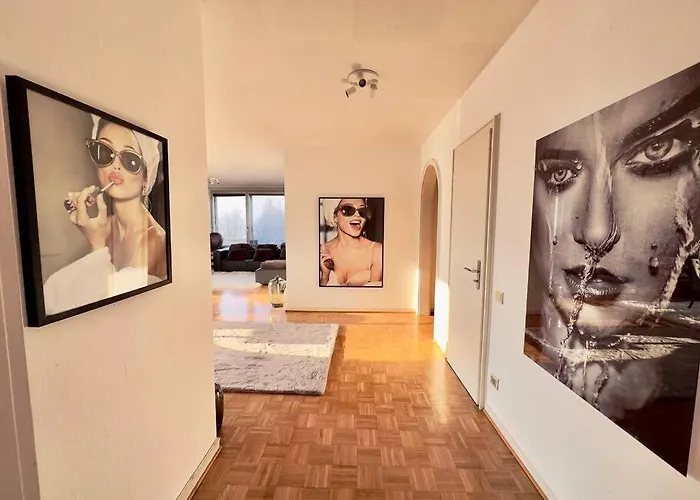 Exklusiver Rheinblick Messe Parken 5 Zimmer, 12 Personen * Düsseldorf