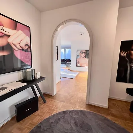 Exklusiver Rheinblick Messe Parken 5 Zimmer, 12 Personen *