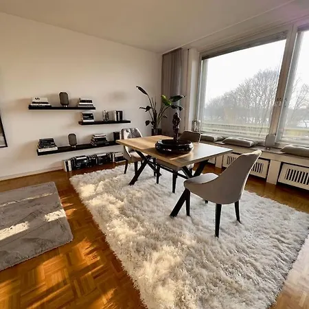 Exklusiver Rheinblick Messe Parken 5 Zimmer, 12 Personen *