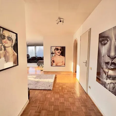 Exklusiver Rheinblick Messe Parken 5 Zimmer, 12 Personen * דיסלדורף