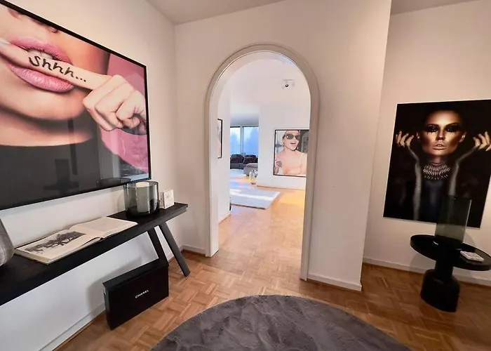 Exklusiver Rheinblick Messe Parken 5 Zimmer, 12 Personen *