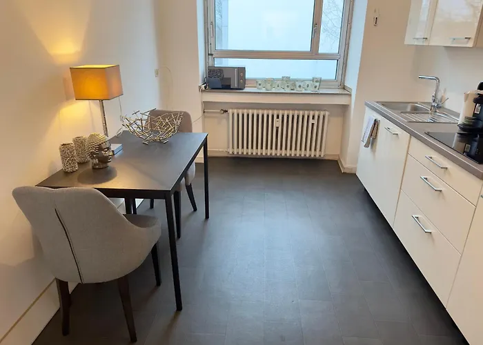 Exklusiver Rheinblick Messe Parken 5 Zimmer, 12 Personen Apartamento *
