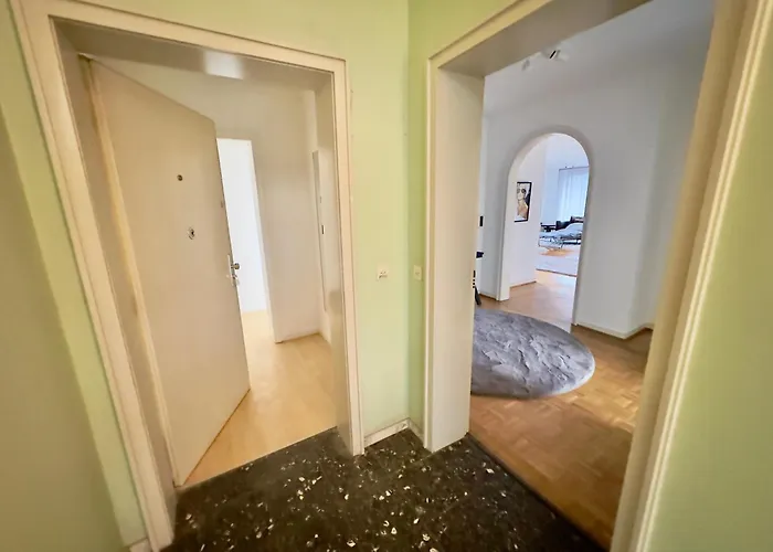 Exklusiver Rheinblick Messe Parken 5 Zimmer, 12 Personen