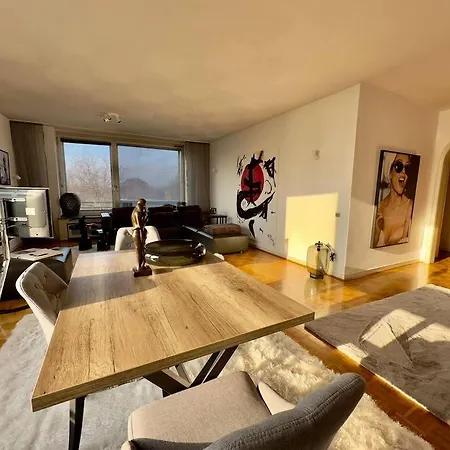 Exklusiver Rheinblick Messe Parken Luxus 10 Personen Apartment *