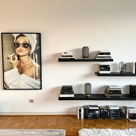 Exklusiver Rheinblick Messe Parken Luxus 10 Personen Apartment *