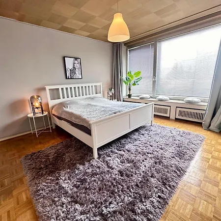 Appartamento Exklusiver Rheinblick Messe Parken 5 Zimmer, 12 Personen *