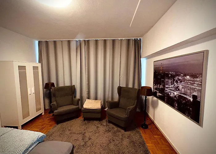 Exklusiver Rheinblick Messe Parken 5 Zimmer, 12 Personen